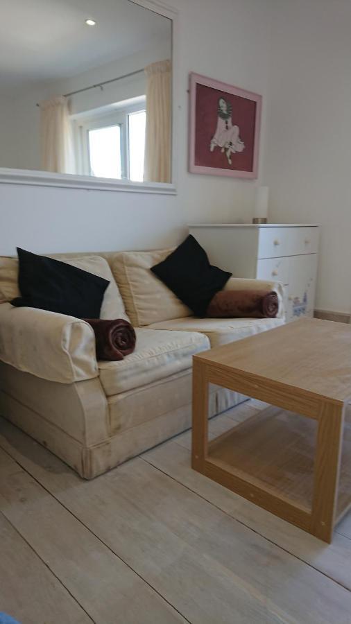 Surf Lookout - King Size En-Suite With Sea Views 뉴키 외부 사진