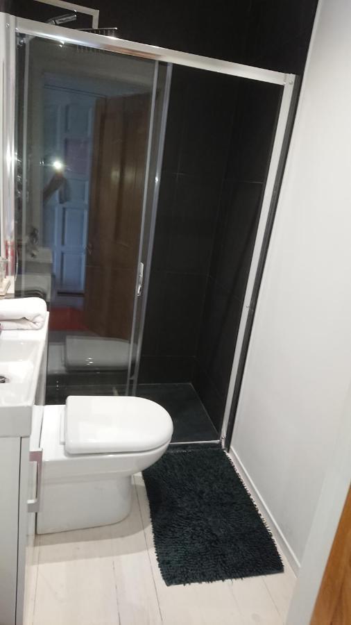 Surf Lookout - King Size En-Suite With Sea Views 뉴키 외부 사진